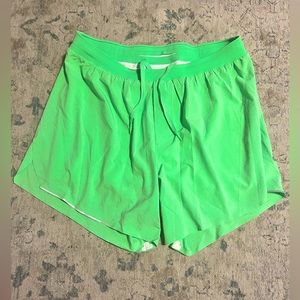 Men’s Lululemon Shorts L